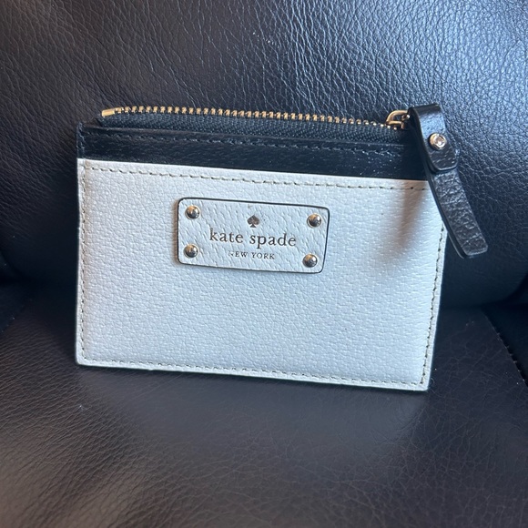Kate Spade Card Holder - Picture 1 of 3